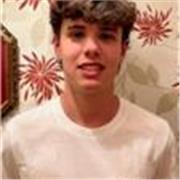 Estudiante de universidad, apto para dar clases de primaria y secundaria.