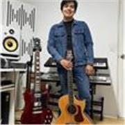 Productor musical e Ingeniero de sonido con 4 años de experiencia, especializado en Pro Tools  y apasionado por impartir conocimie