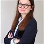 Étudiante en Master 2 de Finance, disponible pour des cours de soutien scolaire et une aide aux devoirs