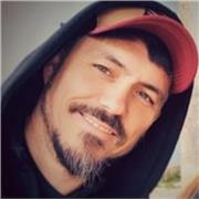Se imparten clases de guitarra presencial o a domicilio