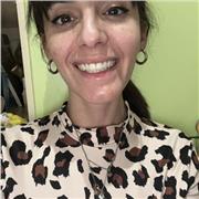 Studentessa in chimica farmaceutica impartisce ripetizioni online