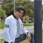 Profesor de street dance , mayoritariamente hip hop, popping, dancehall y danza comercial