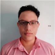 Profesor de lengua castellana y literatura, con etudios en comunicación social- periodismo. Colombiano