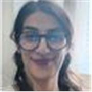English teacher who is expert in Conversation and Pronunciation 