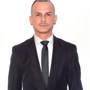 Azafato de vuelo, chofer privado para los jugadores del Valencia, Comercial, Animador Turístico, Vendedor, Vigilalante de seguridad