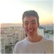Hola! Me llamo Pablo Erskine, tengo 19 años y puedo ayudar a los peques con su inglés o apoyo con los estudios en general.