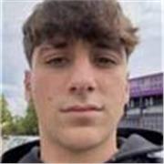 Doy clases de matemáticas para estudiantes. Tengo título de bachillerato y estoy estudiando una ingeniería