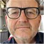 I'm a student life coach who helps individuals build clarity, confidence and structure in their learning journey.