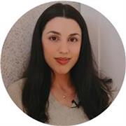 Soy cercana, metódica y paciente. Imparto clases de catalán, español, inglés, repaso de humanidades, lengua y literatura a estudia