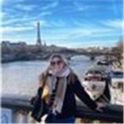 Französischunterricht mit Muttersprachlerin für Jugendliche – online oder in Berlin.