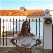 Soy una persona trabajadora dispuesta a ayudar a todas as personas que lo necesiten.