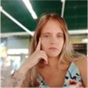 Una persona con paciencia y sociable con los alumnos