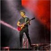 Profesor de Guitarra eléctrica con grado profesional de música moderna y jazz con +10 años de experiencia internacional