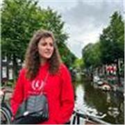 Responsable juridique en finance, j'aimerai enseigner a des étudiants en droit désireux de progresser ! 