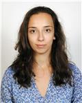 Bulgarian, English and Science tutor with 9+ years of experience.