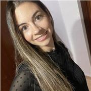 Profesora de primaria apta para enseñar todas las materias y niveles