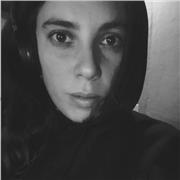 Soy creadora de contenido para redes sociales y desarrolladora de páginas web con Wordpress. Estoy en el último año de la Licenciatura en Comunicación Social, en la UNC. 
Cuento con un amplio conocimiento de informática básica aplicada, paquete de office,