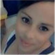 responsable y dispuesta a enseñar con mucho amor