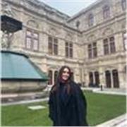 Estudiante Filología Inglesa con certificado C1. Me ofrezco para dar clases a niños de primaria