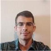 Estudiante de medicina con amplios conocimientos en biología y ciencias de la salud