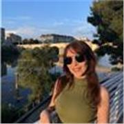 Doy clases particulares de Inglés. Clases enfocadas en practicar el Inglés coloquial mediante conversaciones, cuidando la pronunciación. También el desarrollo del vocabulario y de la gramática