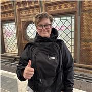 I am a 2nd yr uni student studying for a physics degree. I know more than most how hard education can be and i want to change that