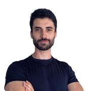 Laureato in Biologia e in Scienze dell'Alimentazione