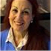 Profesora titulada con más de 2 años de experiencia en dar clases de refuerzo de inglés y avanzar en el idioma 