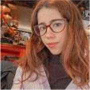 ragazza diplomata liceo linguistico