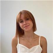 Studentessa dell'ultimo anno di liceo linguistico offre ripetizioni di italiano, filosofia, storia e francese