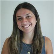 Profesora de inglés apta para adolescentes y niños.