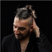 Studierter Musiker bietet Klavierunterricht/Prüfungsvorbereitung wie Produktion v. Songs im eigenen Studio, Coachi
