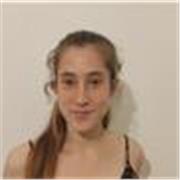 Profesora de lenguas imparte clases de castellano, catalán e inglés a personas de todas las edades