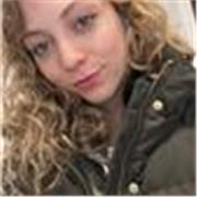 Laureata Magistrale, Diplomata come Perito Chimico e con Certificazione in Lingua Inglese B1