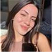 Filóloga y traductora de inglés en actual formación para convertirse en docente