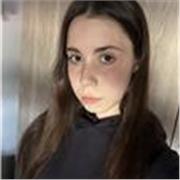 Chica empática con ganas de aprender y enseñar