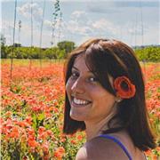 Sono a disposizione per seguire gli studenti nell'apprendimento della lingua spagnola