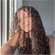 Estudiante de bachillerato con altas capacidades en matemáticas, química, música e inglés 