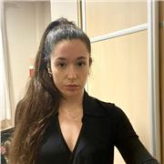 Doy clases particulares en todas las áreas escolares, especialmente en inglés gracias a mi titulación