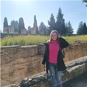 Doy clases económicas a niños de nivel de primaria hasta 4 de la Eso.Mi horario es disponible los fines de semana y los viernes por la tarde