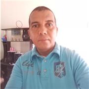 Tutor particular de Inglés, graduado de Golden Bridge S.A.S a través del programa English For Everyone con ganas de enseñar!