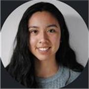 Profesora de diseño gráfico online con 5 años de experiencia ofrece clases particulares de diseño, ilustración y programas del pack Adobe para niños y adultos por vía telemática.