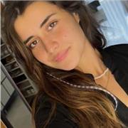 Soy una estudiante que ofrezco clases particulares a niños de Primaria y ESO. También me ofrezco a cuidar niños