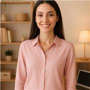 Étudiante en sciences donne cours de mathématiques appliquées en ligne, tous niveaux