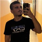 Aiuto ragazzi delle elementari e medie con i loro compito, offro ripetizioni e metodi di studio che diano modo di concentrarsi!