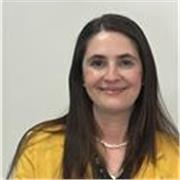 Licenciada en Letras con más de 15 años de experiencia enseñando portugués como lengua nativa. ¡Metodología didáctica!