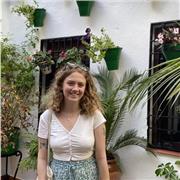 I am a native English Speaker and have a TEFL qualification and have experience helping with learning to read and write