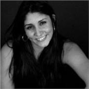 A profesionales o equipos líderes jefes o empresarios