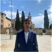 Profesor de matematicas nivel ESO y Bachillerato, con 3 años de experiencia.