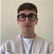 Se cerchi qualcuno che sappia spiegare l’economia senza noia e senza complicazioni, sono la persona giusta!
